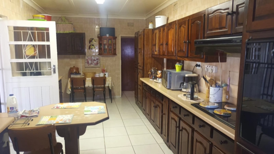 4 Bedroom Property for Sale in Hennenman Free State